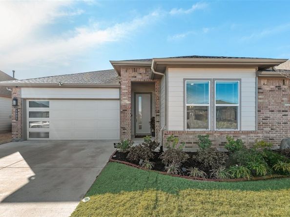 1605  Woodpecker Street , Denton Texas 76205