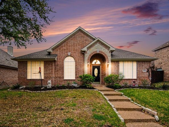 2030  Glencoe Drive , Rockwall Texas 75087
