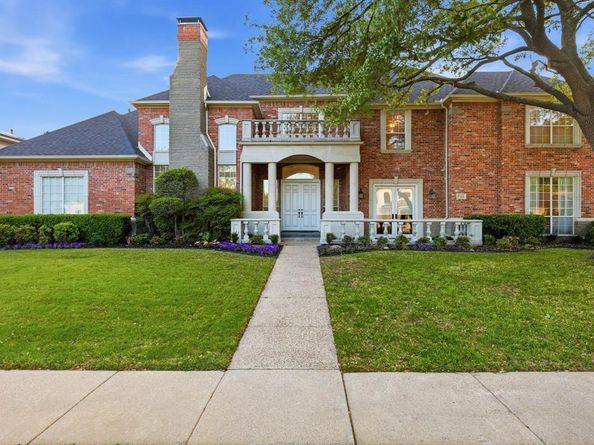 17431  Woods Edge Drive , Dallas Texas 75287