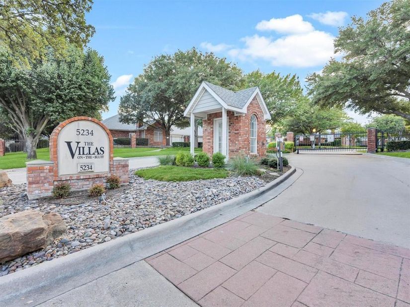 6124  Haley Lane , Fort Worth Texas 76132