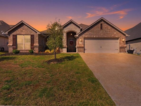 10908  Slick Rock Drive , Benbrook Texas 76126