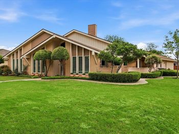 400  Sheffield Drive 