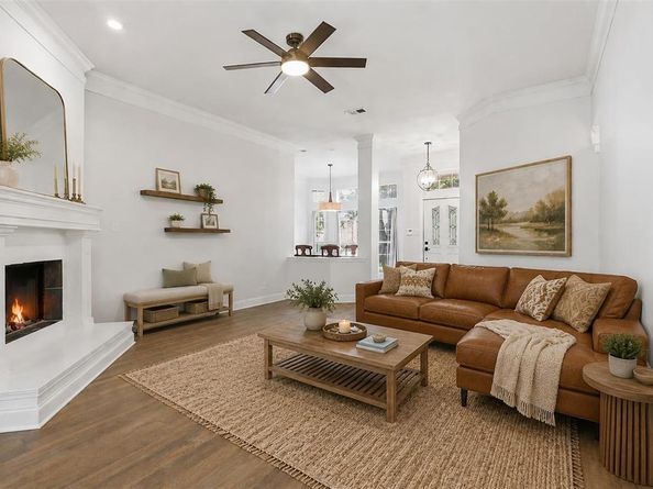 2801  Buena Vista Court , Carrollton Texas 75007