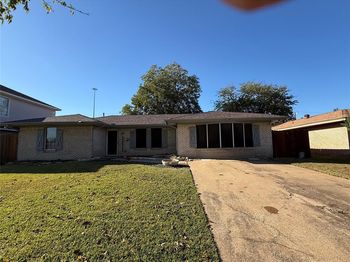 5245  Clubview Drive 