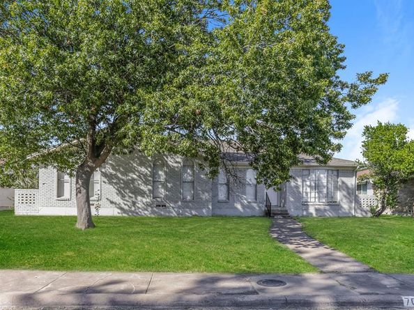 7011  Pickrell Drive , Dallas Texas 75227