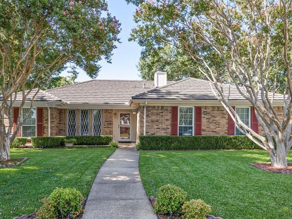 302  Ridgegate Drive , Garland Texas 75040