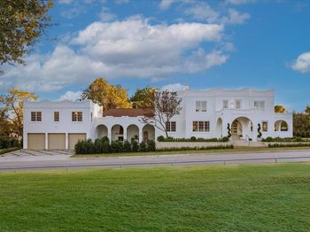 4259  Crestline Road 