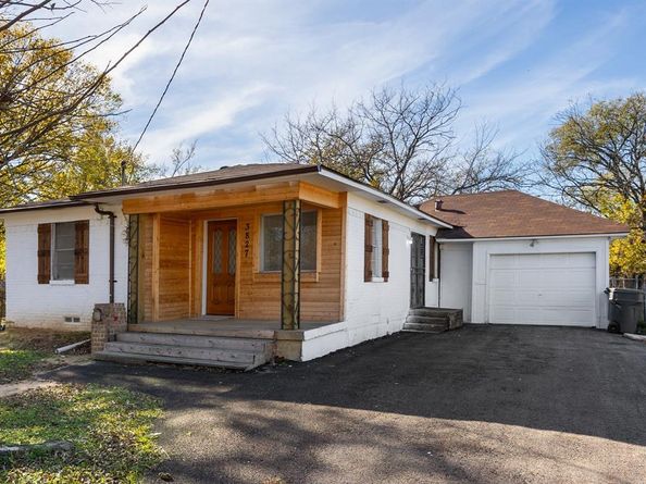 3827  Vineyard Drive , Dallas Texas 75212