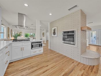 4408  Hildring Drive E