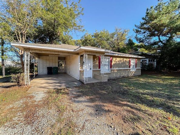 2305  Bernard Street , Denton Texas 76205