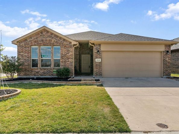 1048  Madelia Avenue , Fort Worth Texas 76177