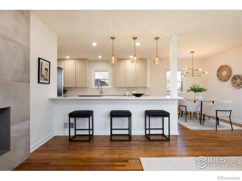 6 Sunset Circle, Longmont CO 80501