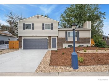 2433 Sunset Drive