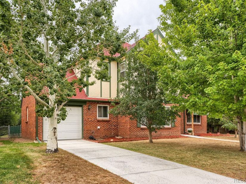1060 Leyden Street, Denver CO 80220