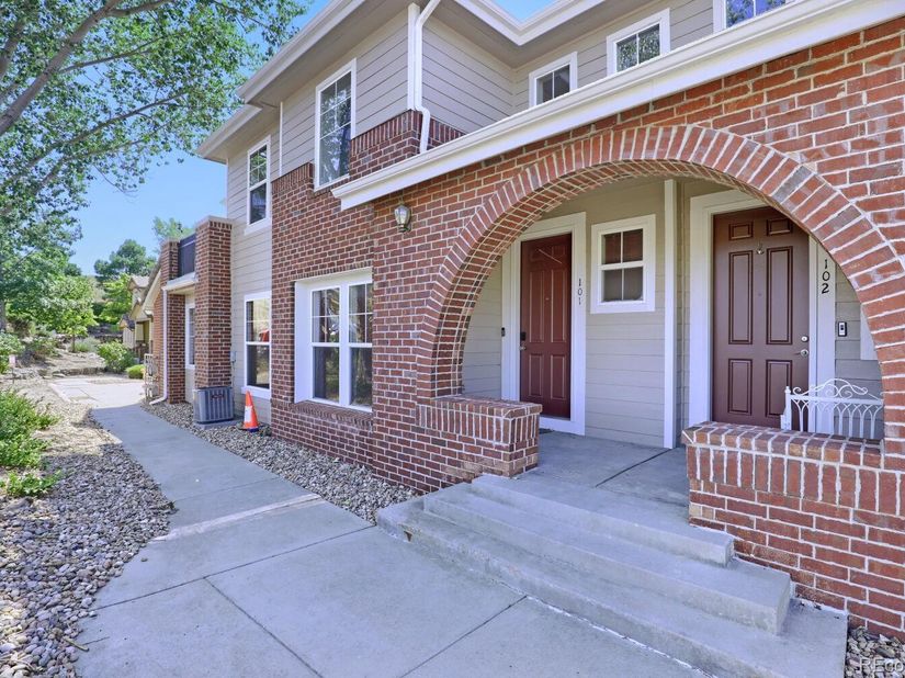 6703 S Winnipeg Circle 101, Aurora CO 80016