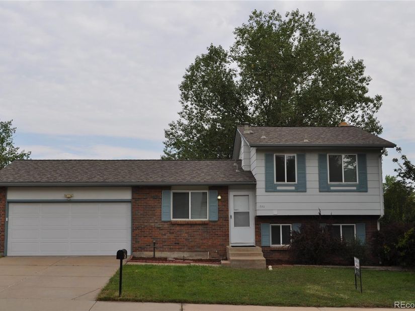 950 S Waco Way, Aurora CO 80017