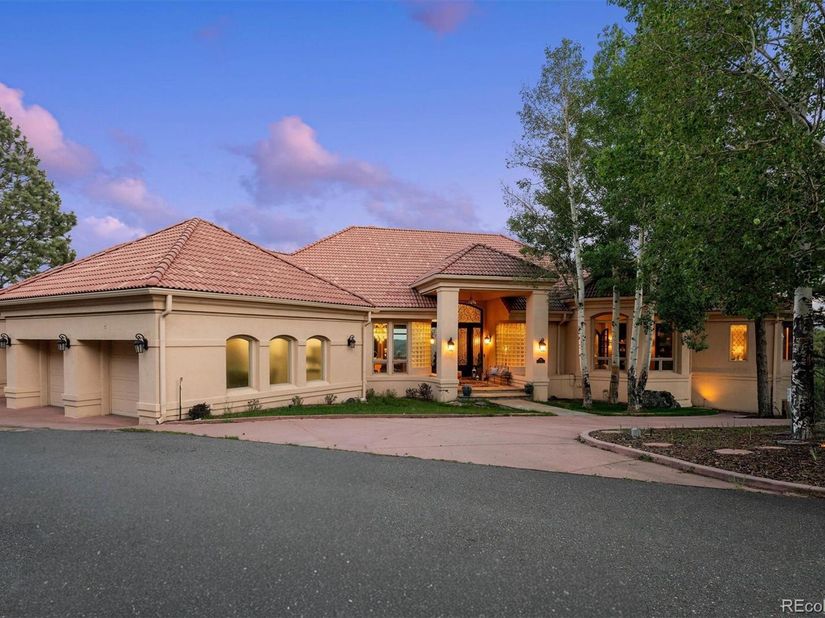 1662 Montane Drive E, Golden CO 80401