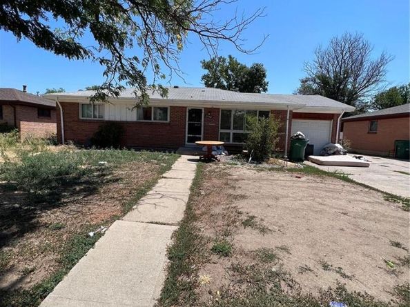 Undisclosed Address #2551906, Aurora CO 80011