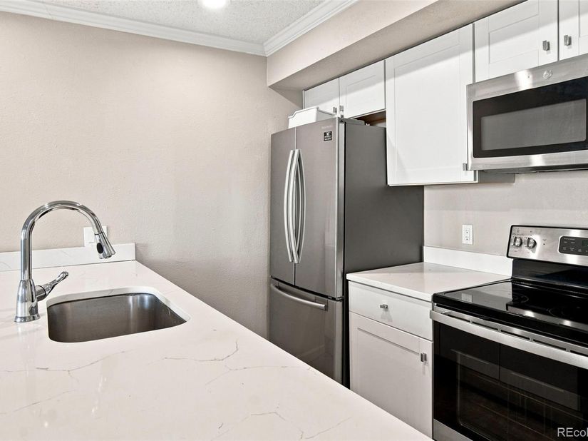 5770 E Warren Avenue 104, Denver CO 80222