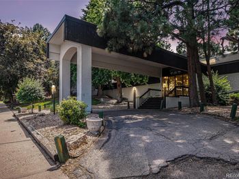 2375 S Linden Court