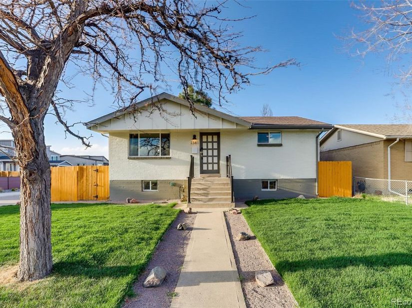 2381 W 57th Avenue, Denver CO 80221