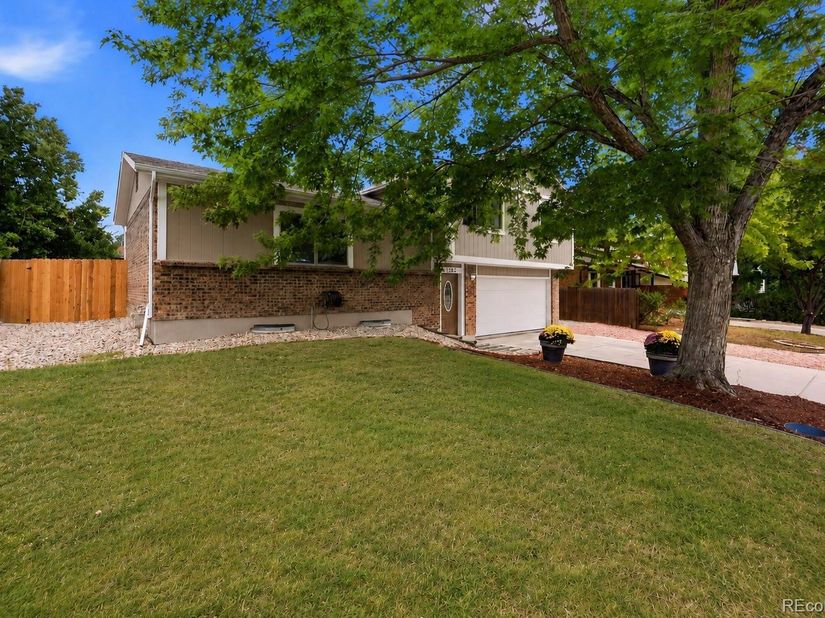 7724 S Hoyt Street, Littleton CO 80128