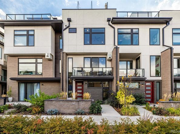 6820 E Lowry Boulevard, Denver CO 80230
