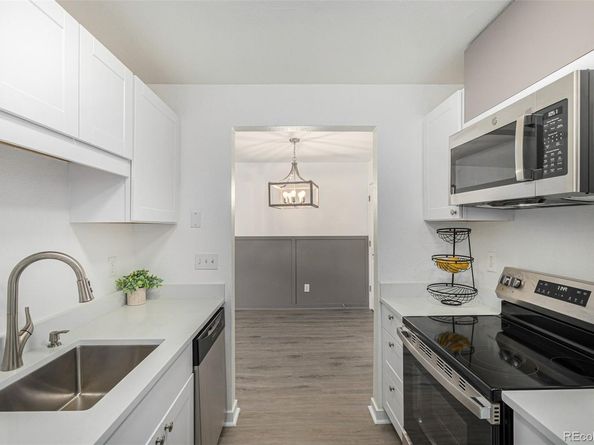 3550 S Harlan Street 220, Denver CO 80235