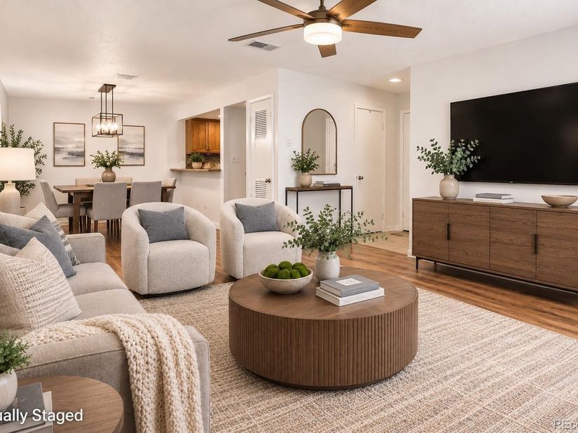 2330 E Fremont Avenue J, Centennial CO 80122