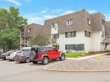 5770 E Warren Avenue