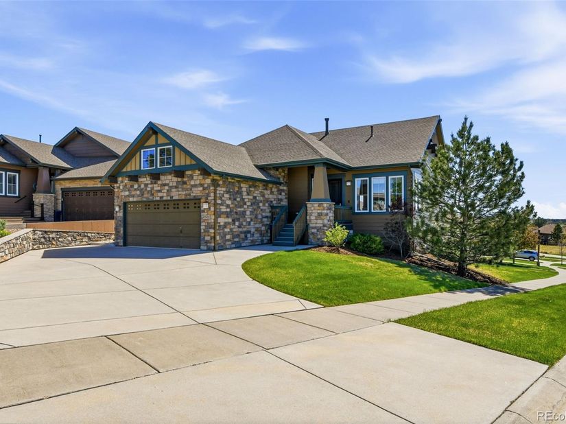 23920 E Easter Place, Aurora CO 80016