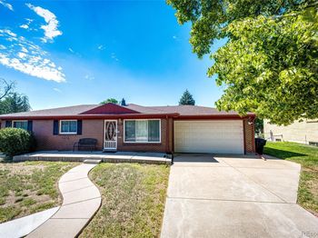 3344 W Wagon Trail Drive