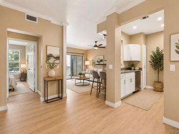 7438 S Quail Circle