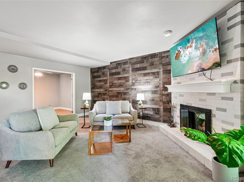 6305 W 6th Avenue D10, Denver CO 80214