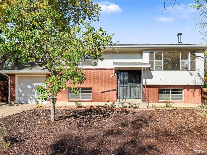 849 Dean Drive, Northglenn CO 80233