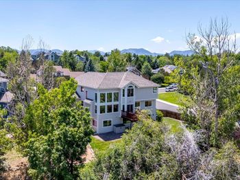 1598 Ridgeview Drive