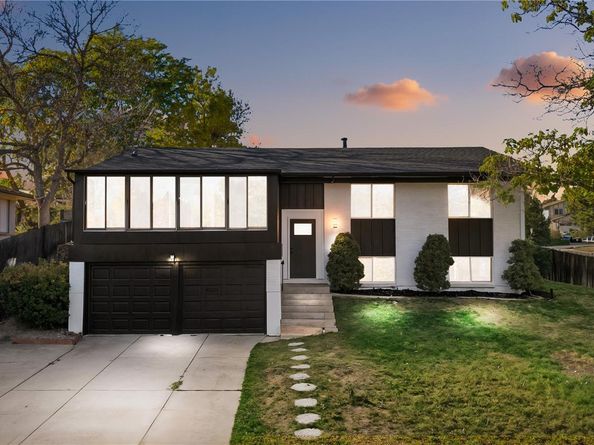 1501 S Welch Circle, Lakewood CO 80228