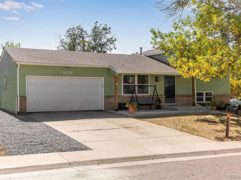 6124 W 84th Way, Arvada CO 80003