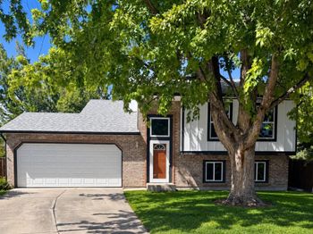 13755 W 65th Drive