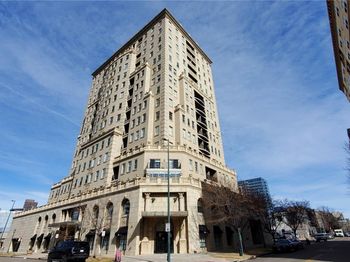 475 W 12th Avenue