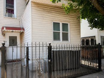 192A Buffalo Avenue