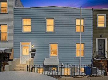 287 23rd Street