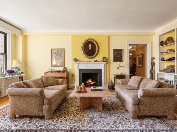 1105 Park Avenue 10D, New York NY 10128