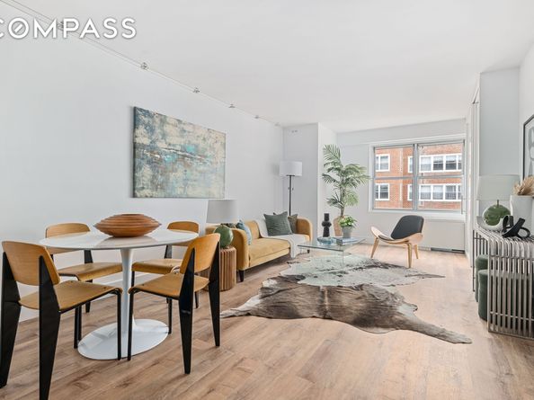 205 3rd Avenue 12P, New York NY 10003