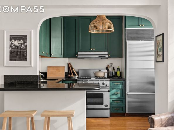 102 East 22nd Street 9H, New York NY 10010