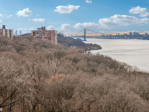 4455 Douglas Avenue 12F, Bronx NY 10471