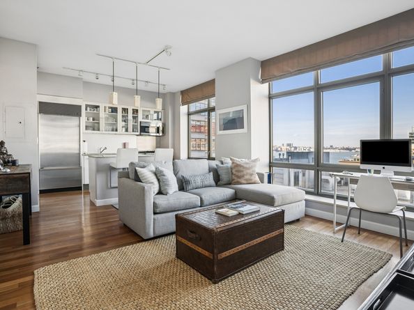 1 Morton Square 9AE, New York NY 10014