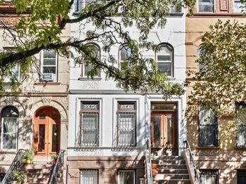 405 Park Place