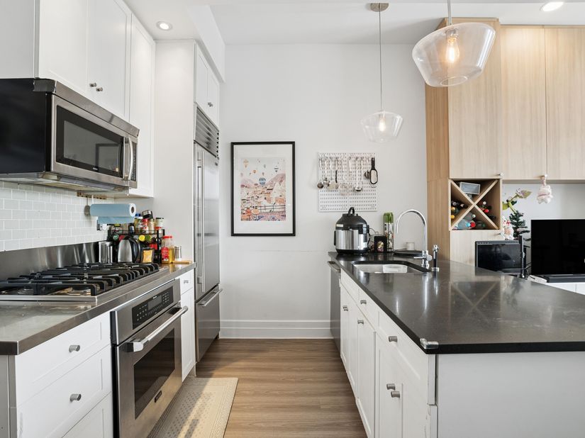 70 Washington Street 7F, Brooklyn NY 11201