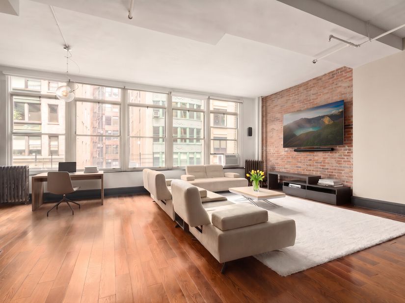12 West 17th Street 6, New York NY 10011